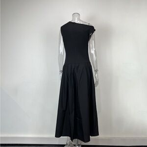 Elegant Black One-Shoulder Dress